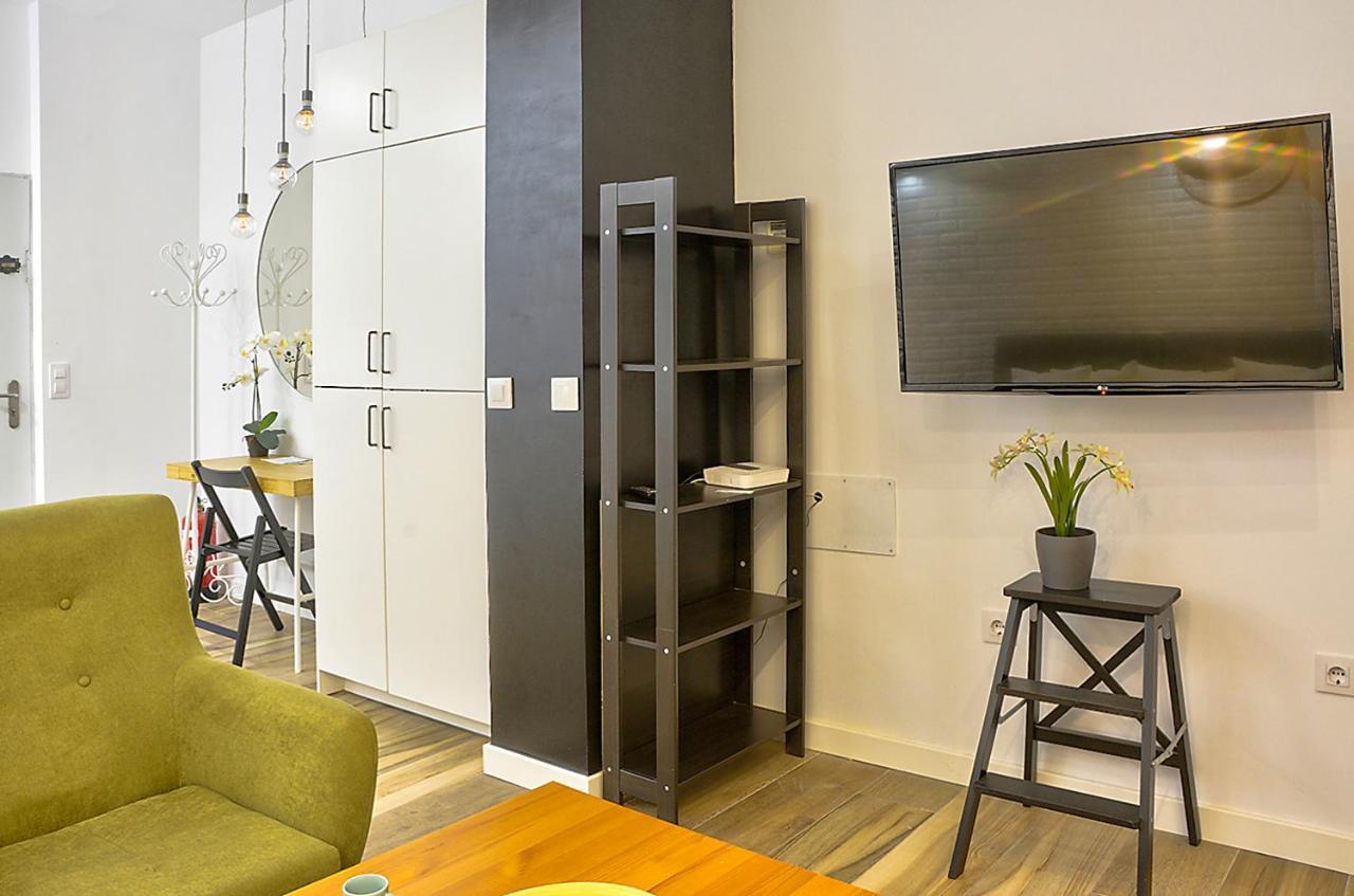Apartsuite B&R Triana Arellano 塞维利亚 外观 照片