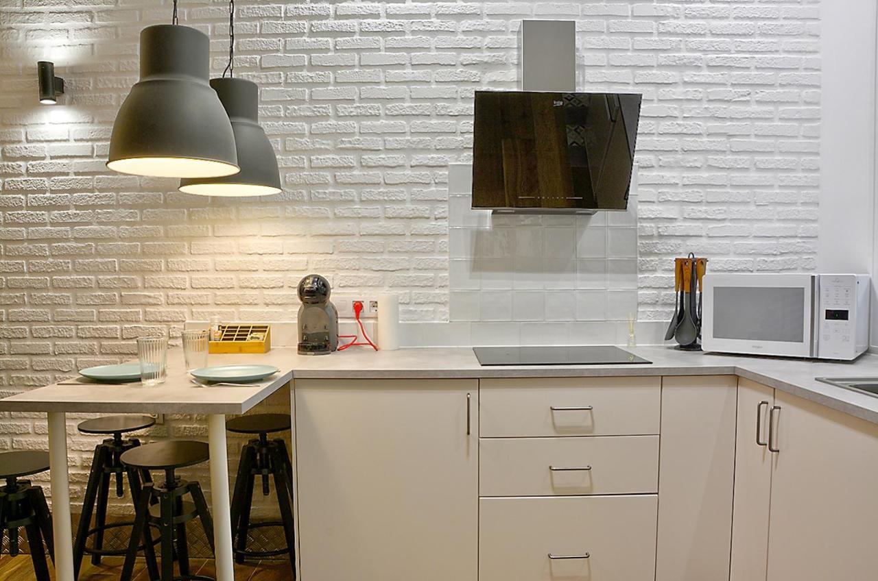 Apartsuite B&R Triana Arellano 塞维利亚 外观 照片